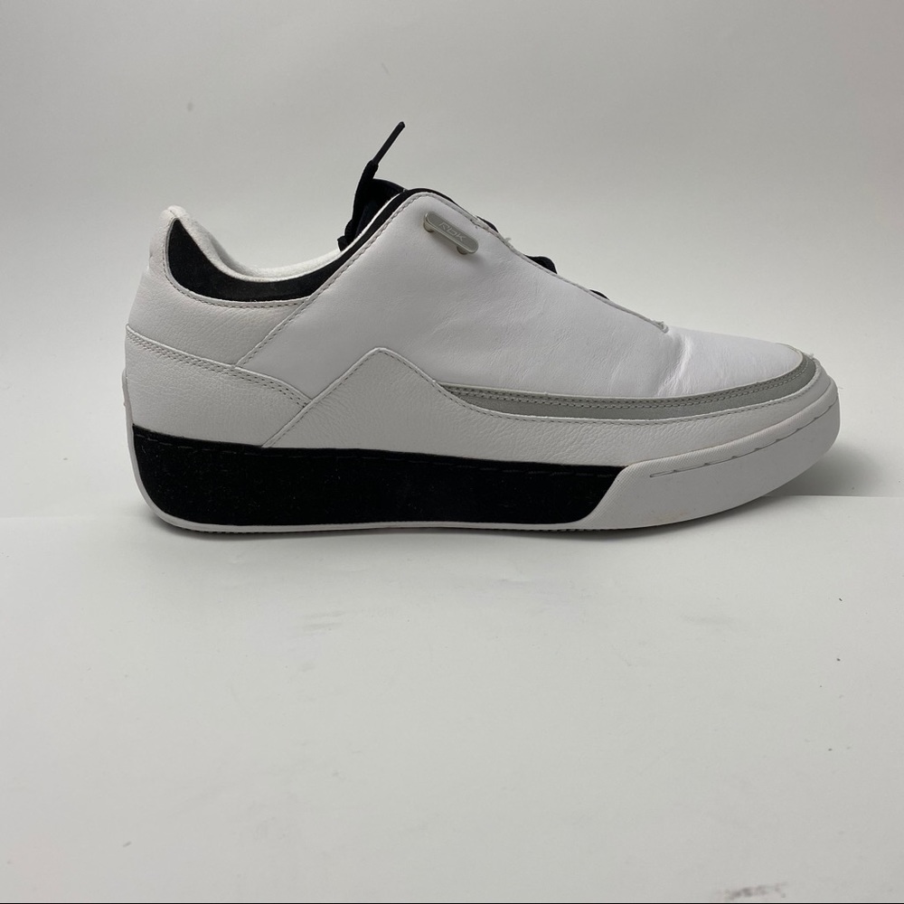 Reebok Legend